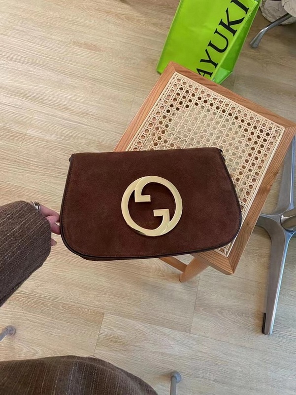 Gucci Handbags 832